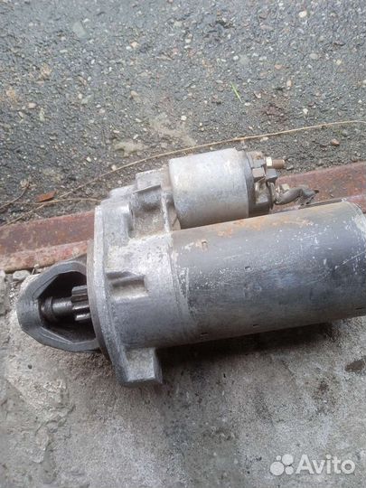 Стартер на Фольксваген Шаран 2001г2.0 бензин. Мех