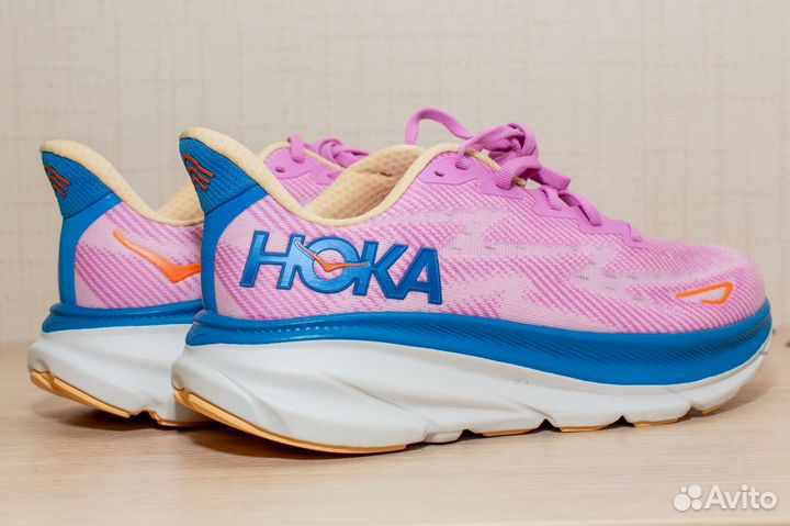 Кроссовки женские Hoka clifton 9 (6.5 / 7 / 8.5)