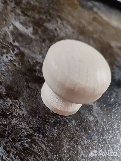 Мебельные ручки кнопки