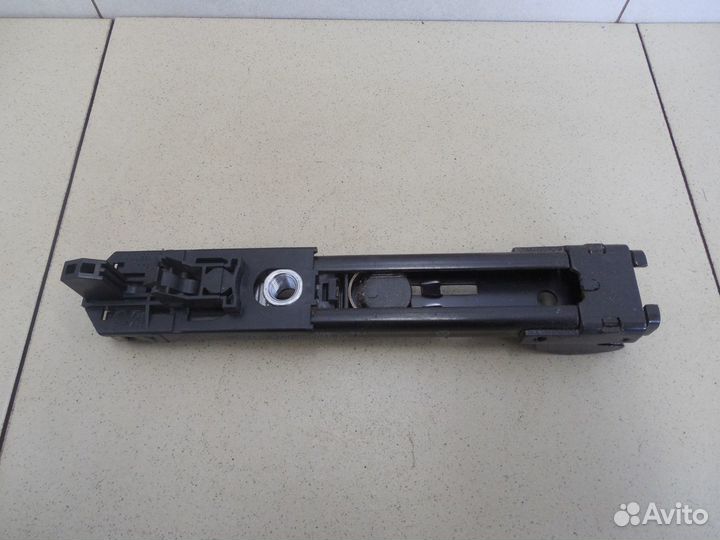 Механизм регулировки ремня безопасности Passat B6