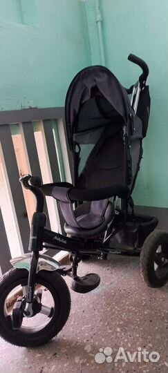 Трехколесный велосипед