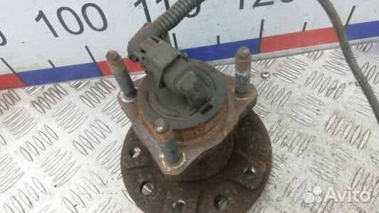 Ступица задняя левая opel zafira B (HML02LZ01)