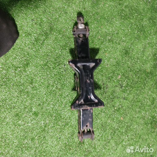 Домкрат subaru impreza GH