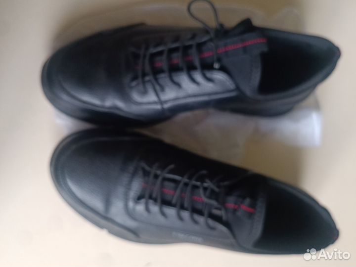 Полуботинки