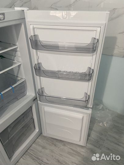 Холодильник атлант новый