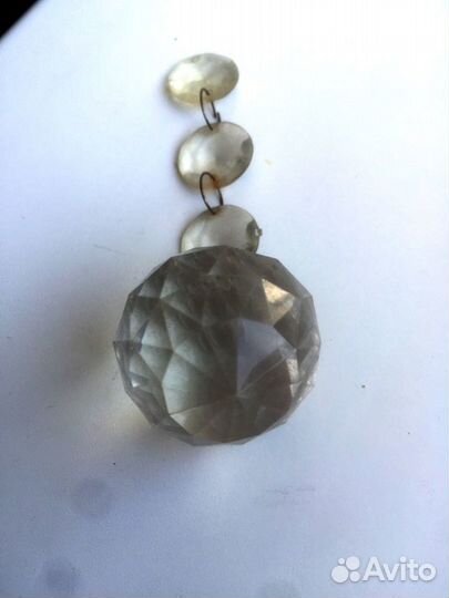 Подвески от люстры с граненными шариками