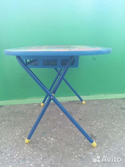 Детский столик складной крепкий красивый