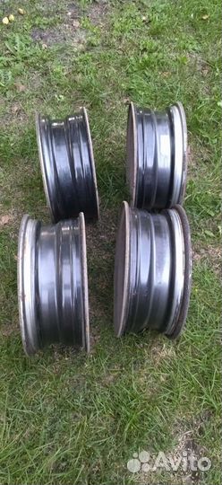 Диски r16 с колпаками на KIA ceed