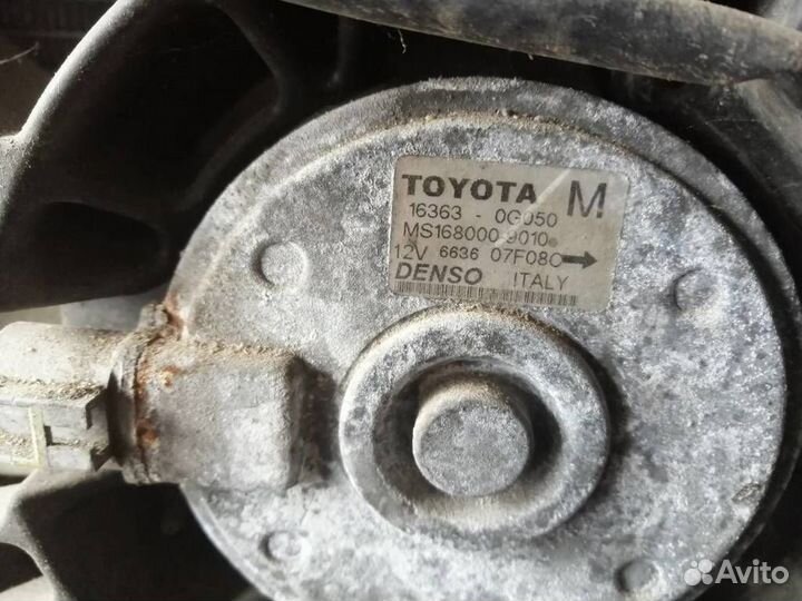 Вентилятор охлаждения Toyota Corolla Verso
