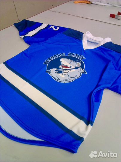 Хоккейный свитер