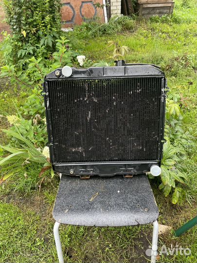 Радиатор охлаждения на УАЗ