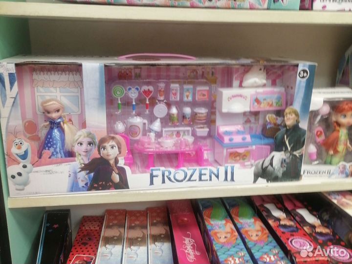 Игровой набор с куклами