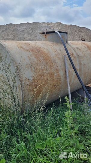 Железная цистерна для воды