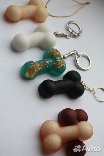 Брелок из эпоксидной смолы