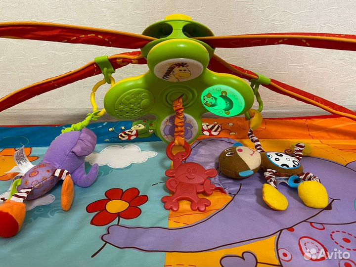 Развивающий коврик tiny love