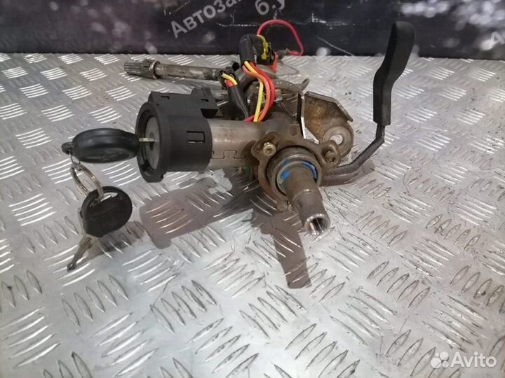 Рулевая колонка и замок зажигания Peugeot 206 1.4