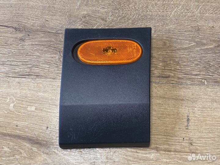 Mercedes sprinter 906 молдинг левой стойки кузова