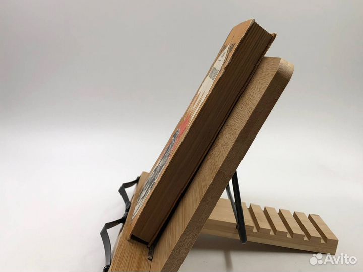 Ян Василий Григорьевич Чингиз-хан. 1982 год