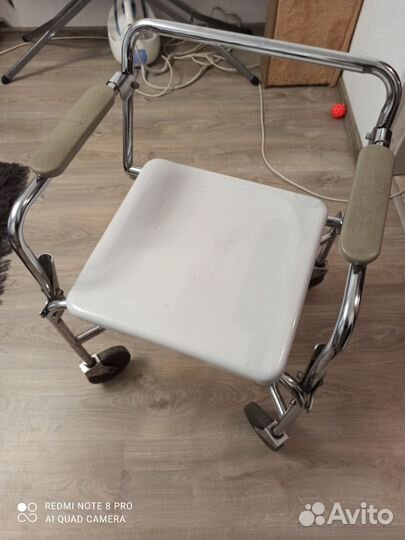 Санитарный стул туалет