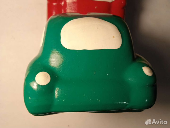 Копилка машина зелёная