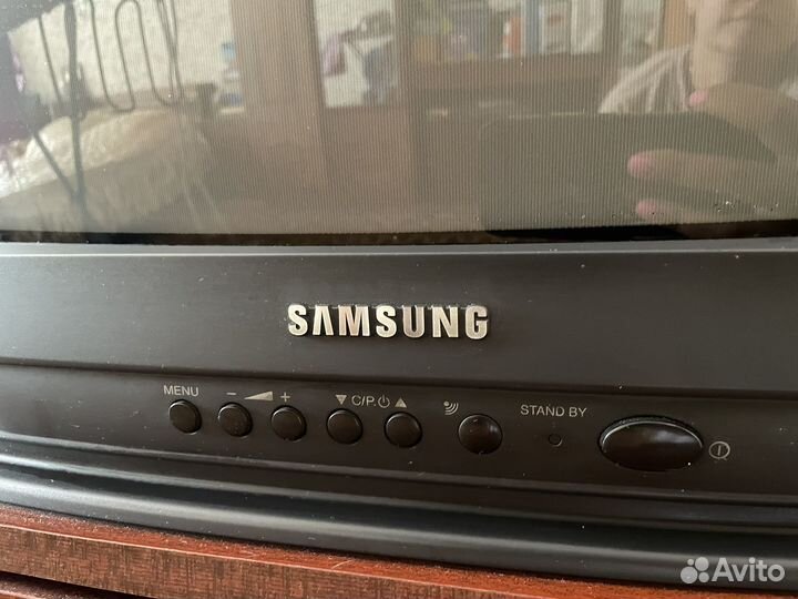 Телевизор samsung