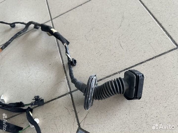 Проводка передней левой двери Рено Клио 4 Clio 4