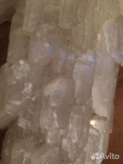 Камни и минералы коллекция