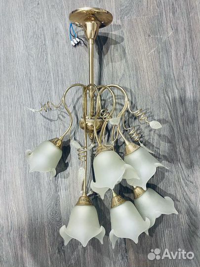 Люстра потолочная