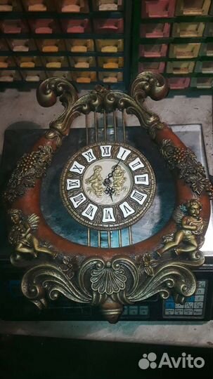 Часы настенные гипсовые