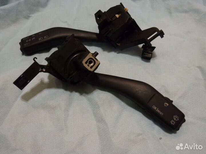 Подрулевой переключатель правый Golf 5 Гольф Jetta