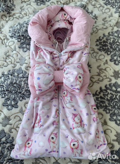 Комплект на выписку для девочки