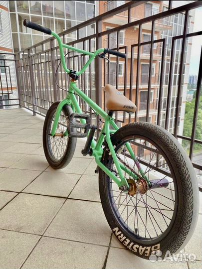 Трюковой велосипед bmx