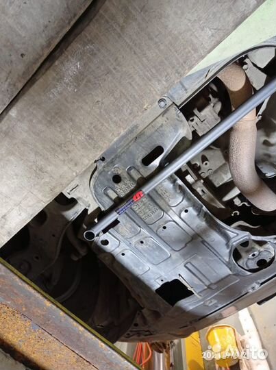 Распорка, Toyota RAV4 3-4 поколение, Lexus NX