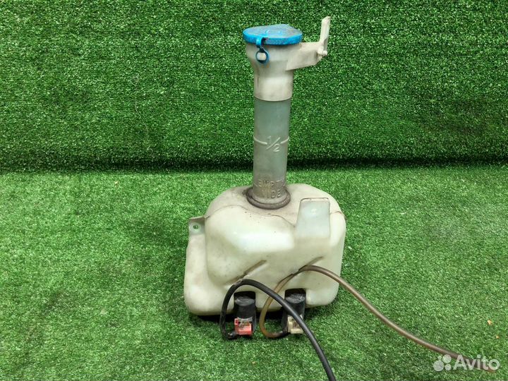 Бачок омывателя Honda Prelude BB6