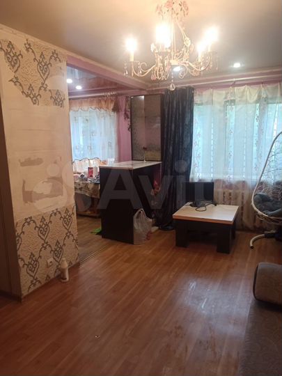 2-к. квартира, 44 м², 1/4 эт.