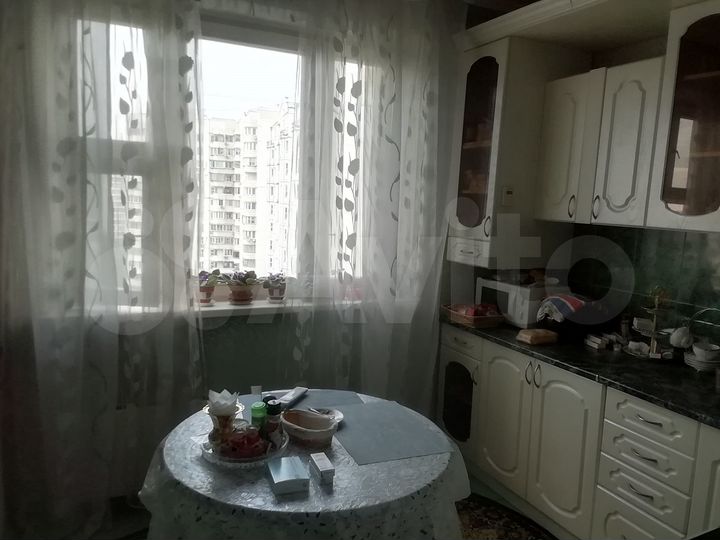 3-к. квартира, 79,4 м², 10/14 эт.