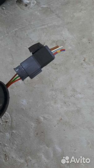 Правое зеркало на BMW E60 рест