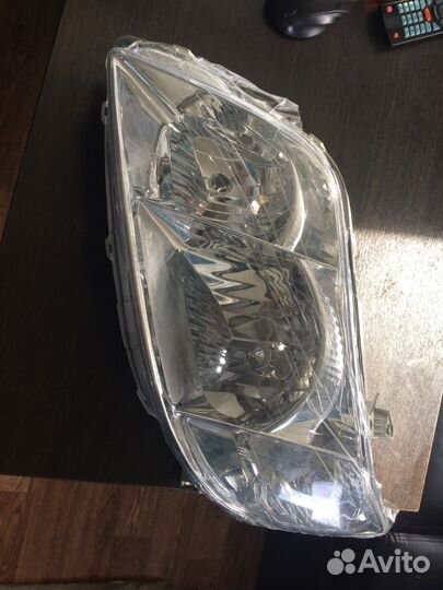 Фара для Тойота toyota corolla NZE121