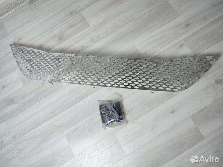 Решетка в бампер Hyundai i30 2012-2017 (новая)