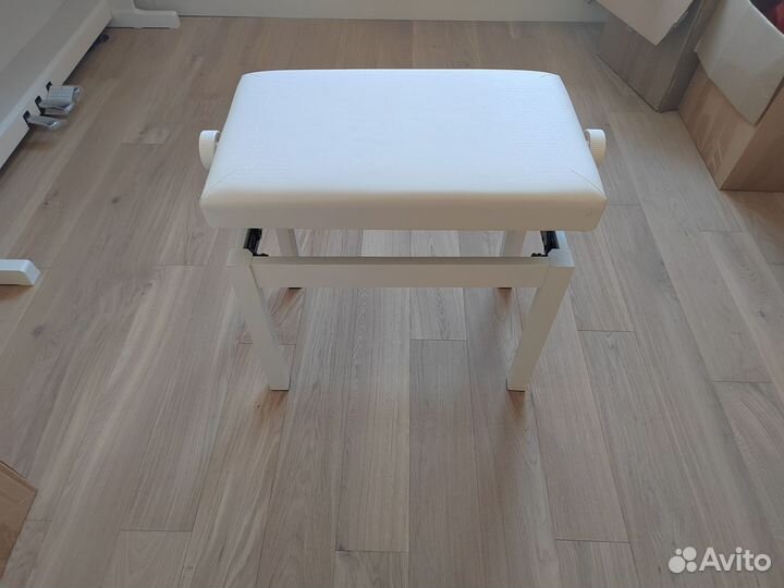 Банкетка для пианино белая матовая