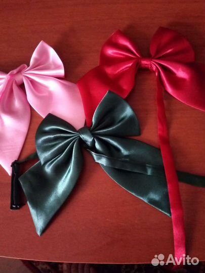 Галстуки, бабочки