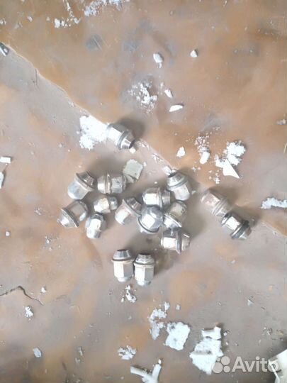 Гайки на колеса