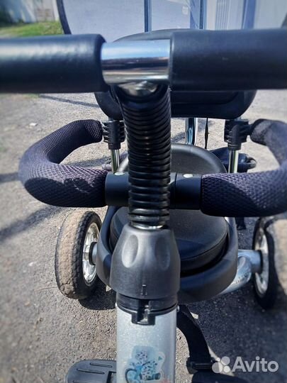 Трехколесный велосипед б/у