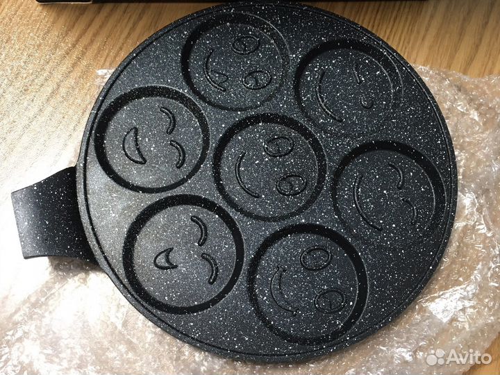 Сковорода для оладушков со смайликами