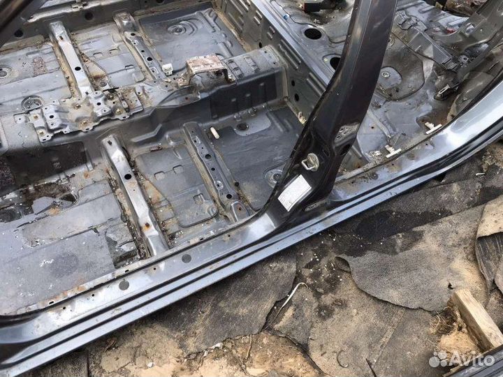 Порог левый Mitsubishi Lancer 9 2006