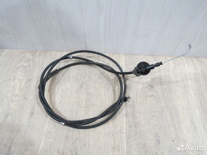 Трос открывания капота Ford Focus 3