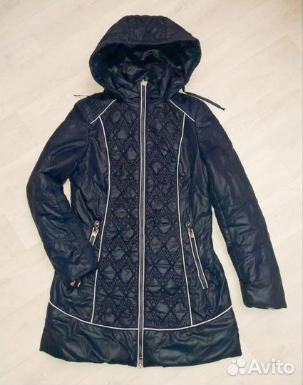 Куртки демисезонные 40-42р. Разные