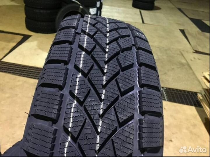 Windforce Snowblazer 225/60 R17 99H