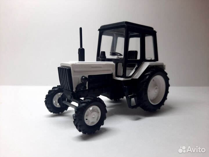 Модель Трактор мтз-82 Belarus коллекционная