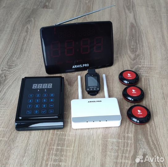 Кнопка вызова официанта,часы, табло, пульт, репите